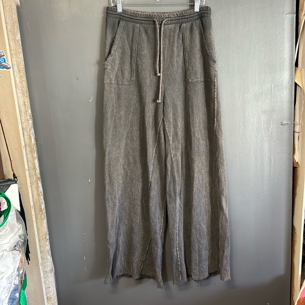 Three birds nest pants